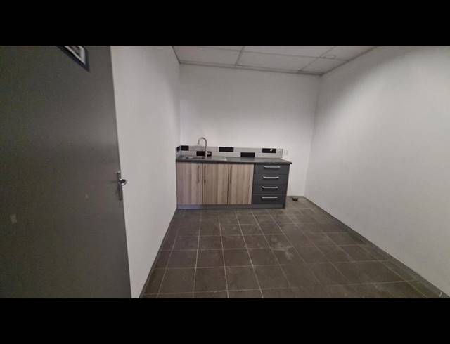 BUSINESS PROPERTY TO RENT IN FAERIE GLEN